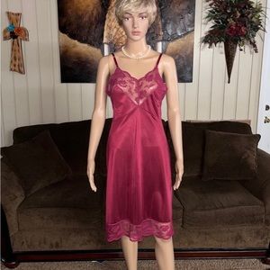 Henson Kickernick • Vintage • Lace • Burgundy • Sexy • Nightgown Slip • Size 36